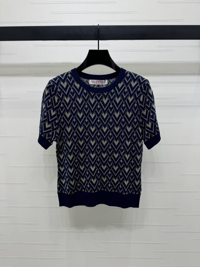 New, original, high-quality Valentin* 2025 Early Fall collection! Crew-neck jacq