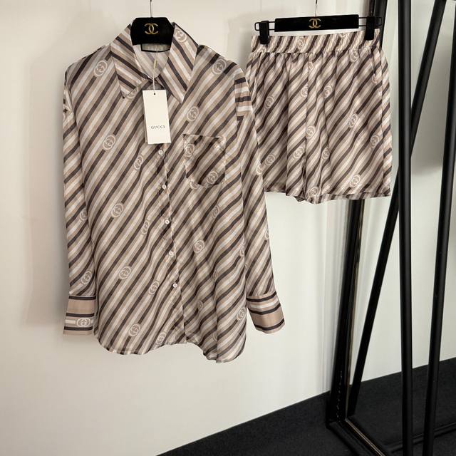 Style No. 20254404 Gucc* new casual suit, Gg letter diagonal striped long-sleeve