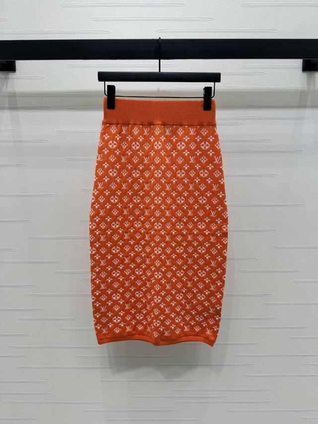 New, original, high-quality Louis Vui*Ton 2025 Early Fall collection! Jacquard-p
