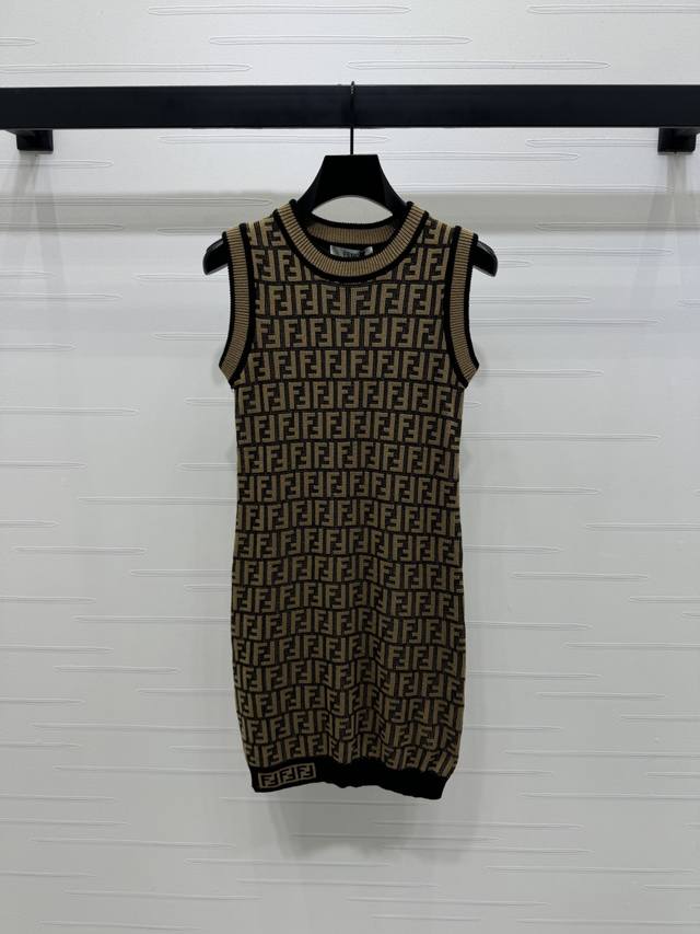 New Arrival, High-Quality, Original Fend* 2025 Early Fall Collection! This breat