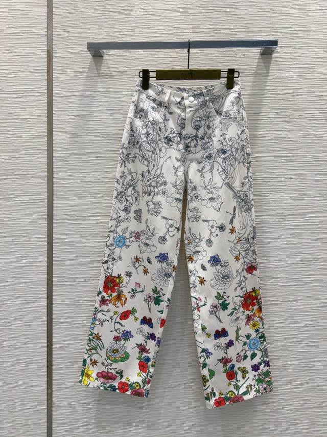 21. S trousers waist 70, hip 97, leg 49, trouser side length 104, shirt 250, tro