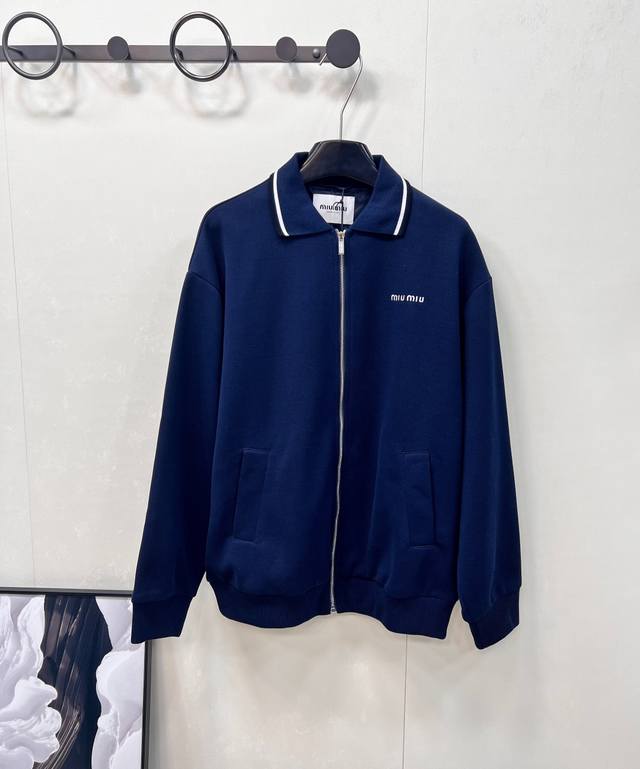 Miumiu's new 2025 letter-embroidered zippered casual jacket, custom YB red groun