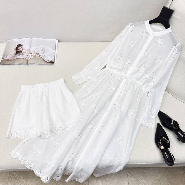 Vltn 25Ss The latest early autumn South of France holiday style hollow embroider