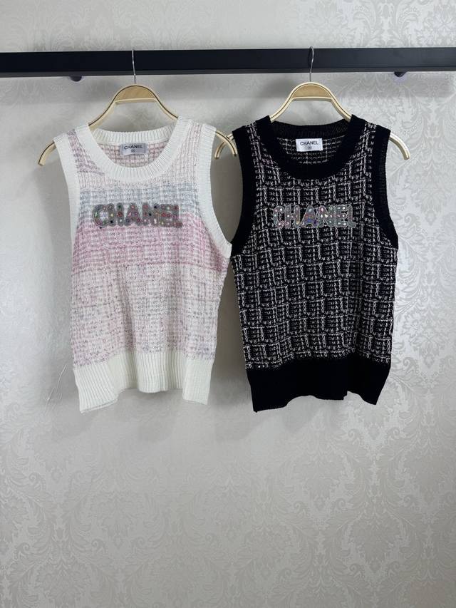 Ch*2025 Spring/Summer new knitted vest with colorful diamond-studded lettering o