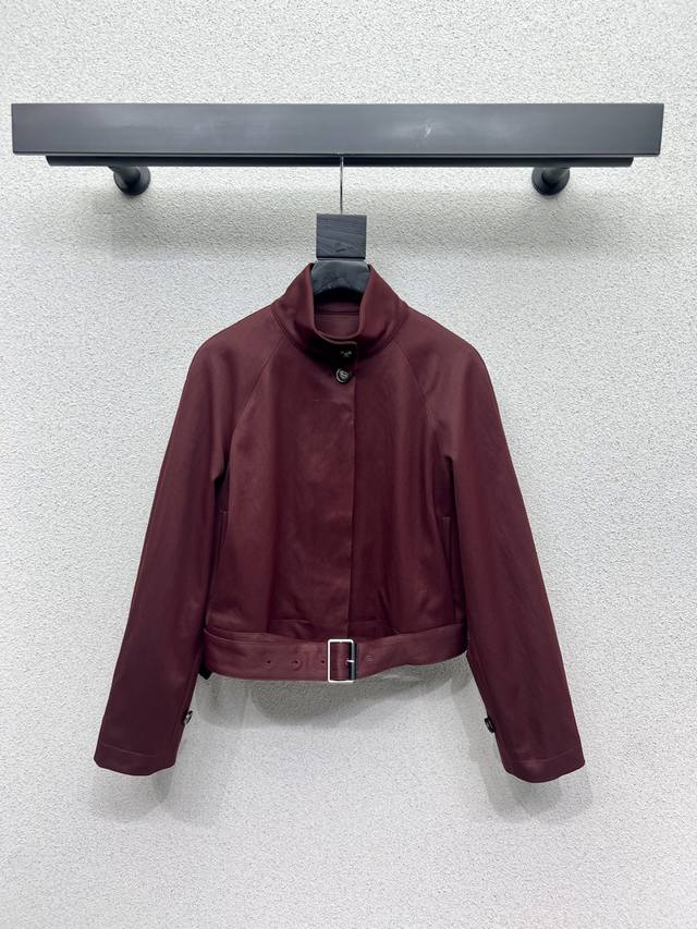 Loewe jacket with rear leather label. Sharp and stylish, perfect for everyday we