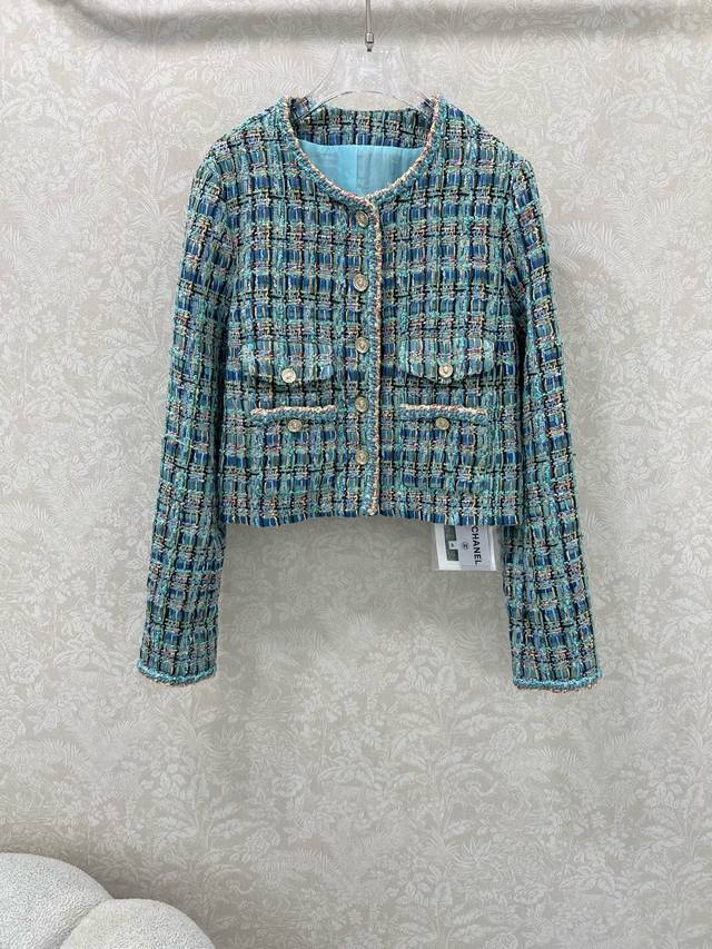 Chan*L's woolen, bound-edge dress jacket from the Handicraft Workshop series fea