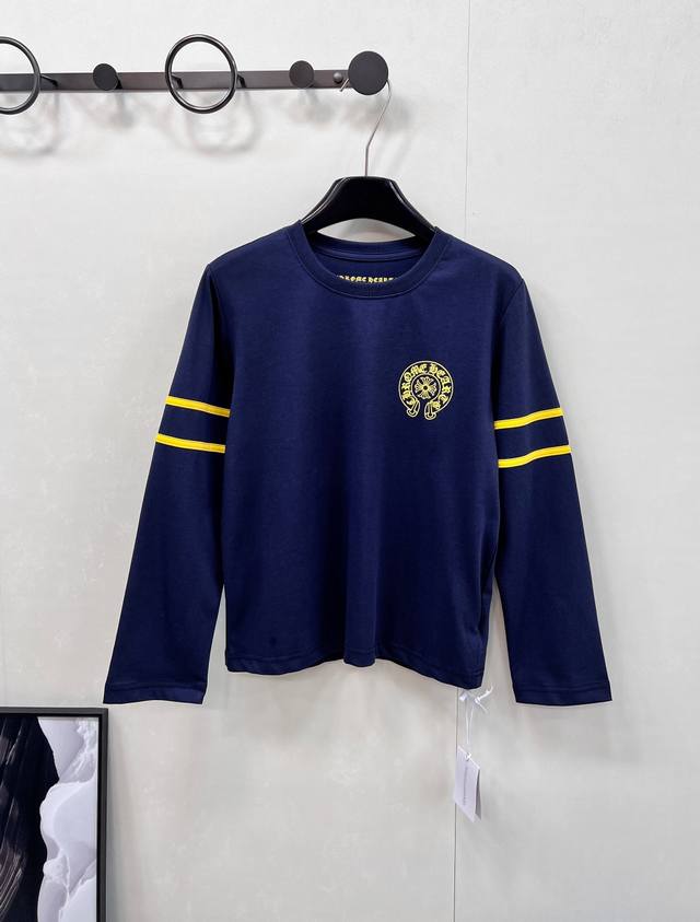 Chrome Hearts' sporty print slim-fit long-sleeved T-shirt is truly flattering! I