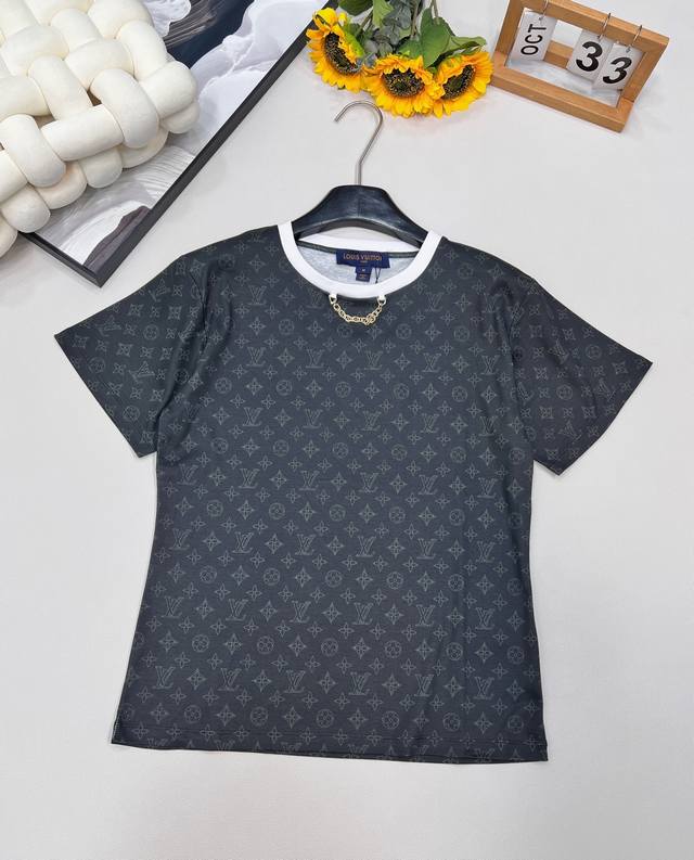 Louis Vuitton's new 2025 logo-emblazoned round-neck printed chain short-sleeved