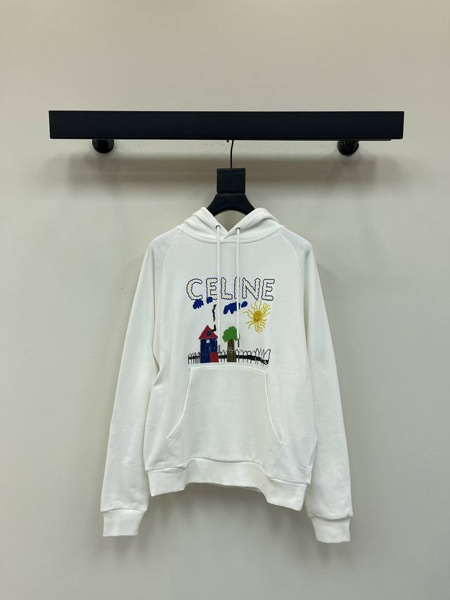 trim. The terry cotton back is delicate and comfortable, offering a soft and sen