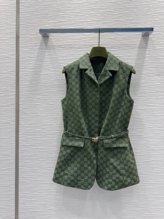 Gucc* 2025Ss new style, full of luxury, custom fabric cut, upper body version of