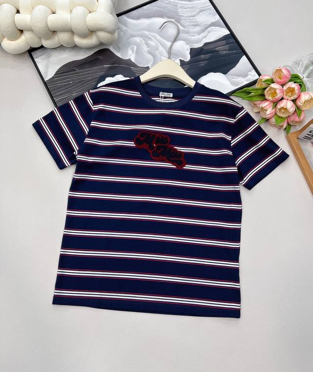 Miumiu's new towel-embroidered striped short-sleeved top, custom-made from impor