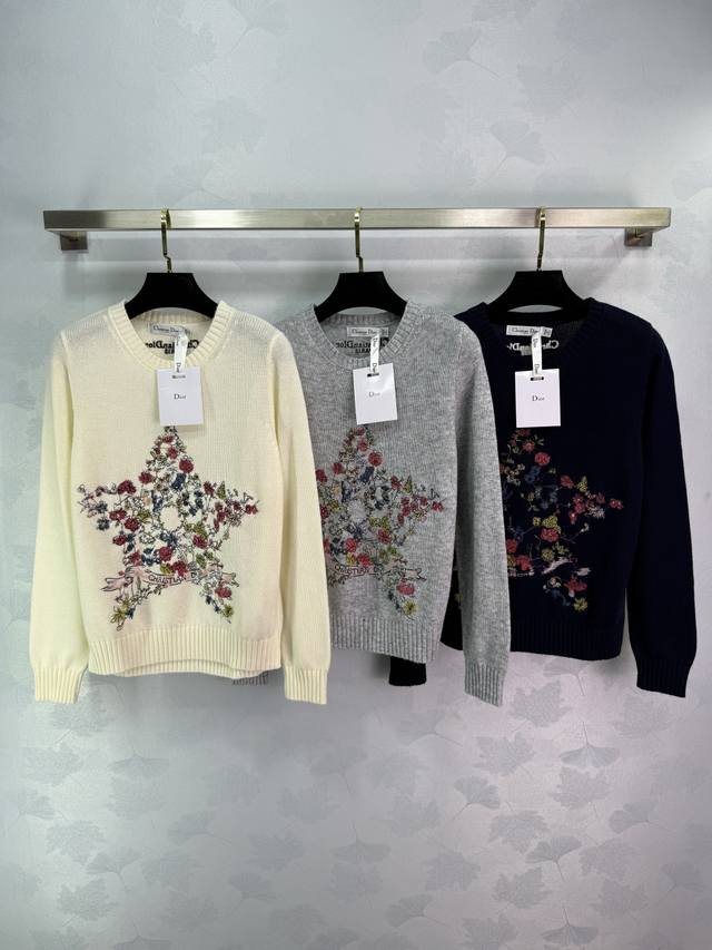 Dio*2025 new Lucky Star floral embroidered sweater. The five-pointed star and fl
