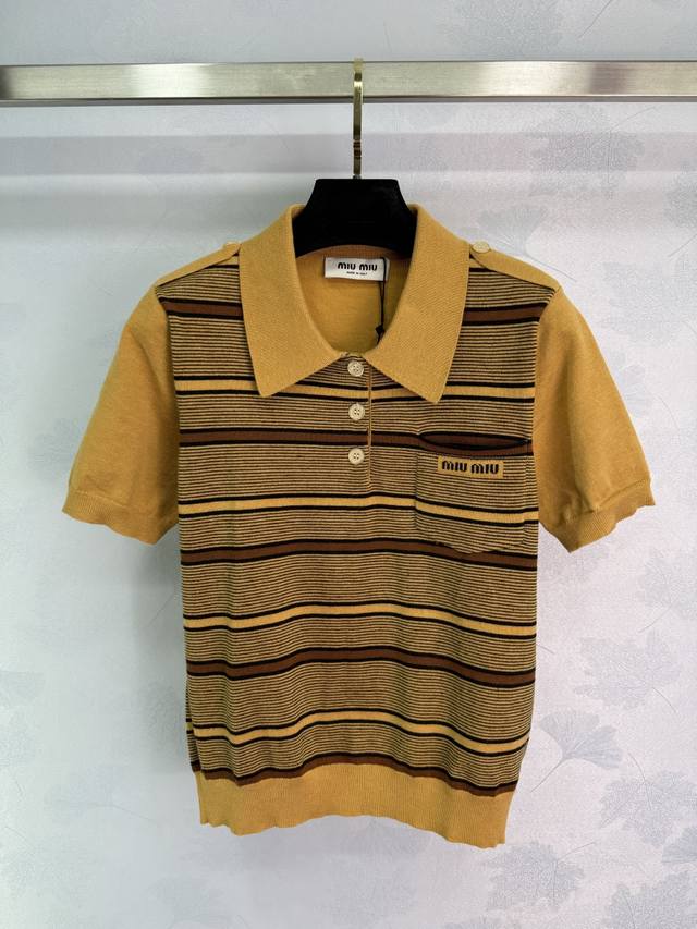 Miu*2025 new striped knit short-sleeved polo shirt. This yellow colorblock desig