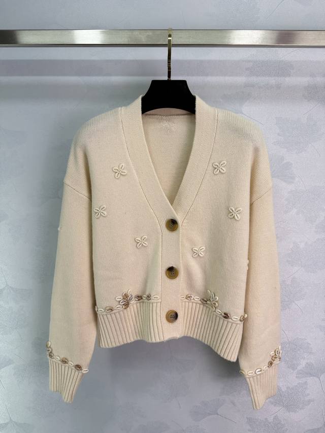 Alan* 2025 Early Fall new knitted cardigan. Delicate floral embroidery accents a