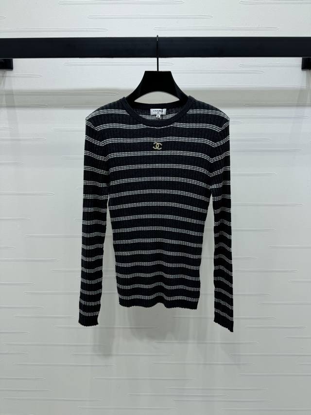New, original, high-quality Chane* 2025 Early Fall collection! Striped L-knit lo