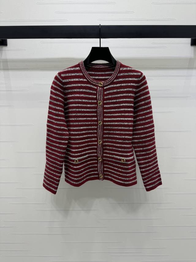 L New, original, high-quality Gucc* 2025 Early Fall collection! Striped knitted