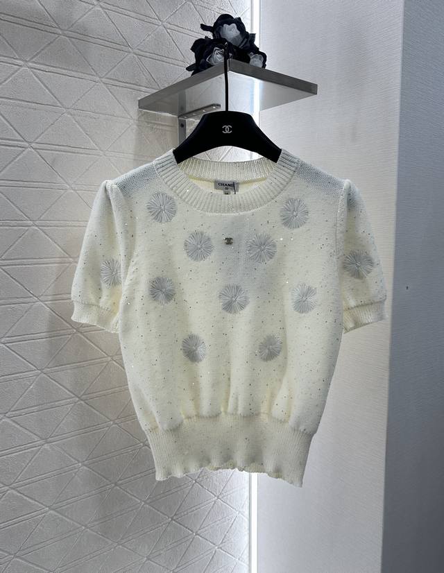 Chane*2025 New Arrival. This firework embroidered sequined knitted short-sleeved
