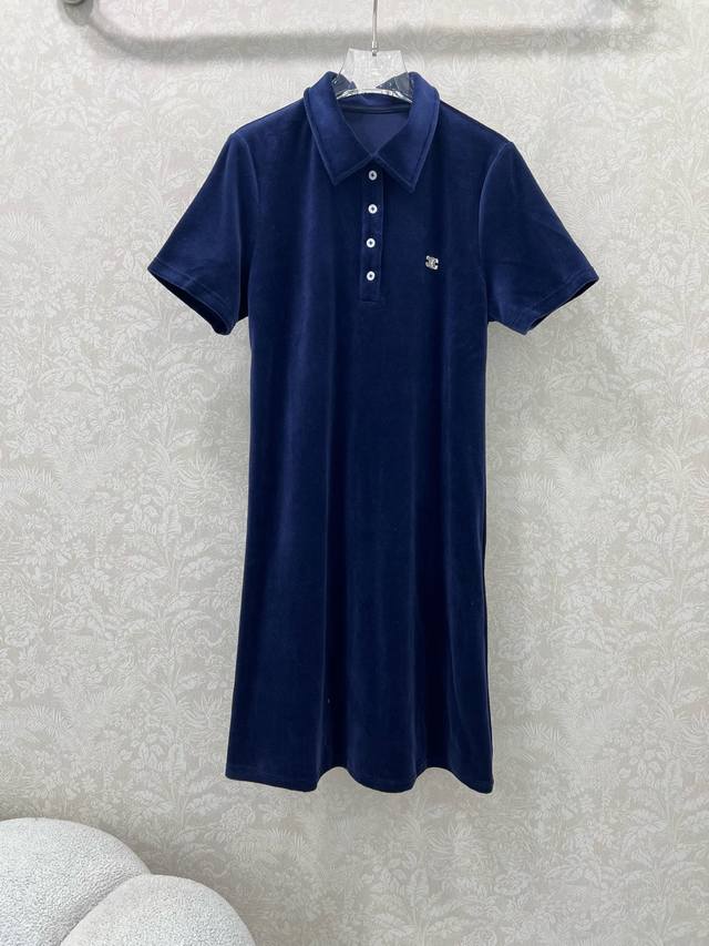 Celin*25 Early Fall Collection: New Polo-neck short-sleeved dress in exquisite v
