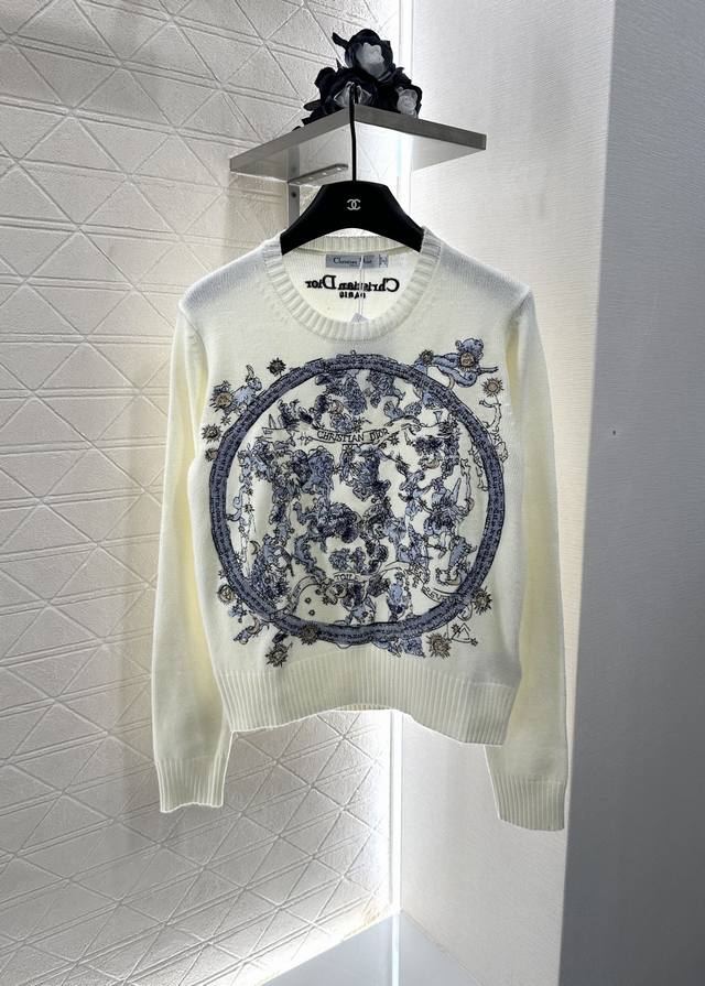 Dio*2025 New Arrival. This round-neck embroidered pullover sweater is custom-wov