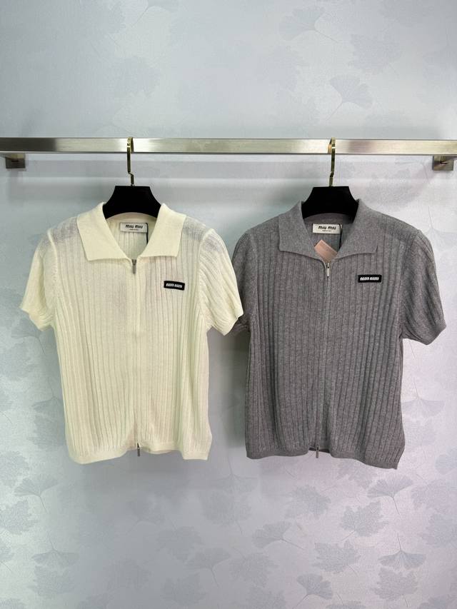 Miu* 2025 Spring/Summer new knit short-sleeved polo shirt with a double-ended zi