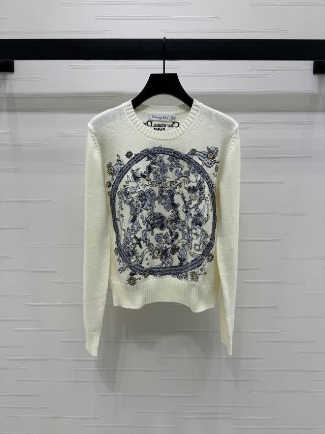 New, original, high-quality Dio* 2025 Early Fall collection! Round-neck embroide
