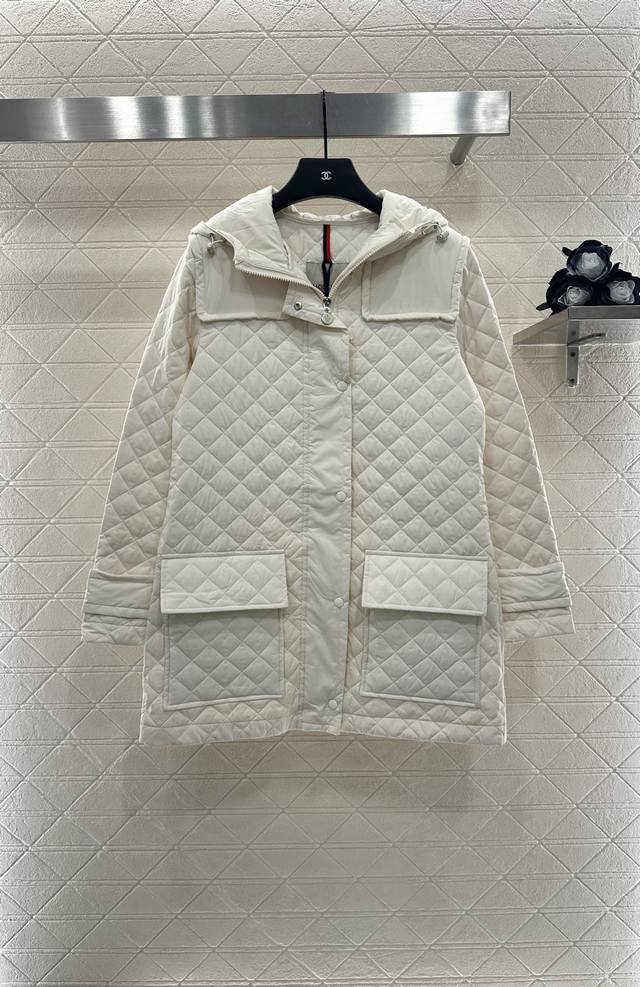 Moncle*2025 new arrivals. Mid-length diamond-patterned hooded down jacket, custo