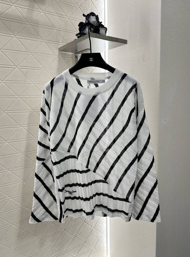 Dio*2025 new arrival: striped lettered pullover knit sweater. Custom-made with Y
