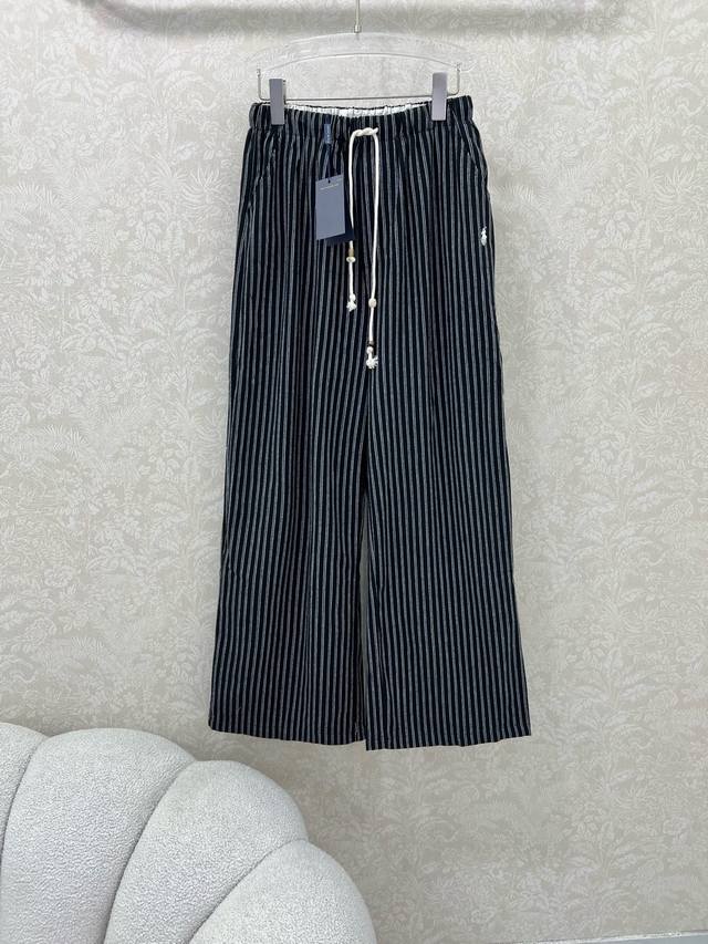 Ralph Laur*N 25 new pony vertical striped cotton and linen casual pants. Made of