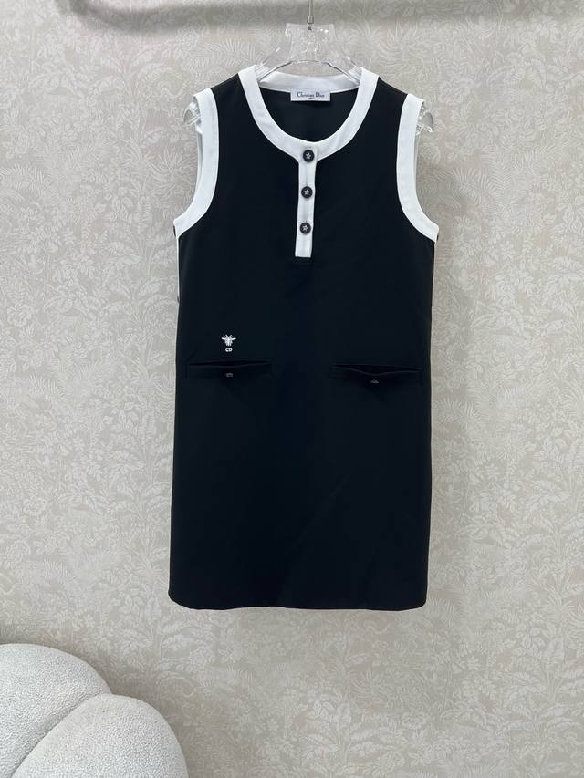 Dio*25 new black and white contrast vest skirt with button design on both sides,