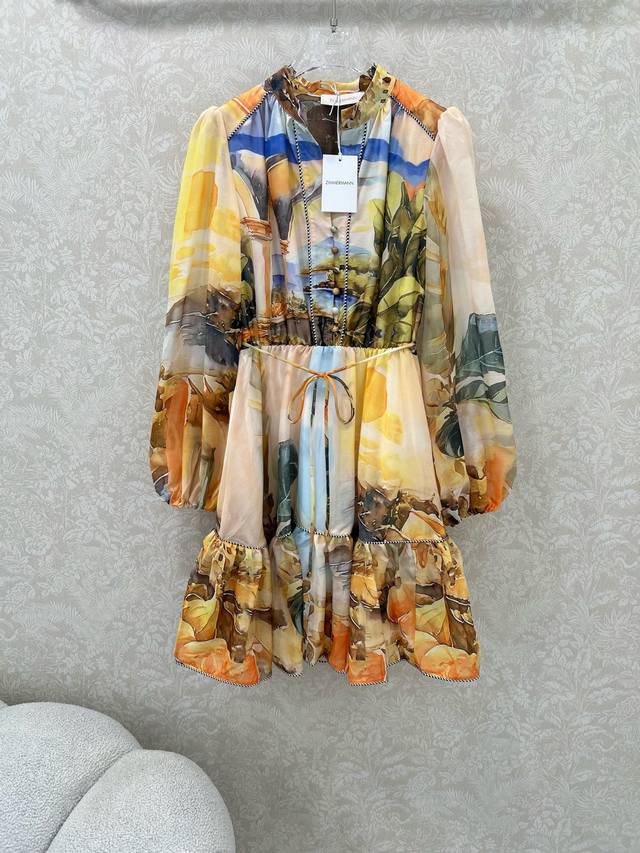 sleeves. Includes a custom-made belt with elastic waist. Oversized hem. Made wit