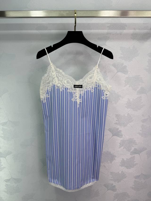 Miu*2025 Fall New Lace Striped Tank Top Dress. The lace trim on the chest is inc