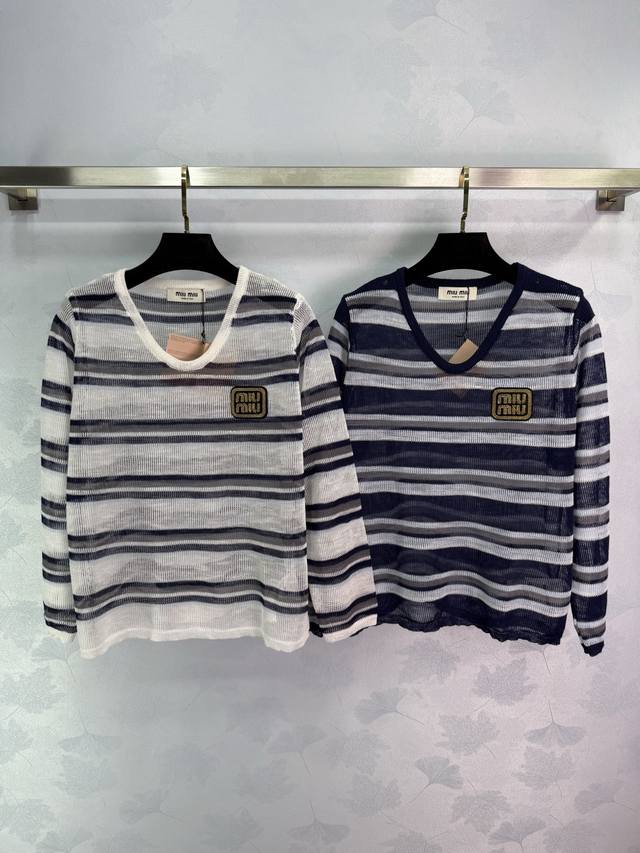 Miu* 2025 Early Fall new striped sweater with a V-neck design and contrasting st