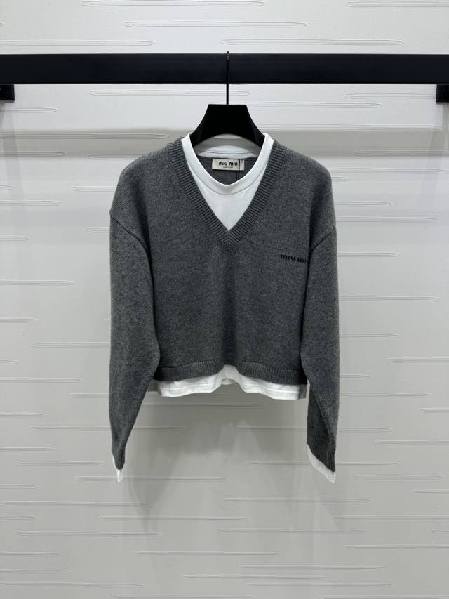 New arrival, original, high-quality, Miumi* 2025 Early Fall collection! Contrast