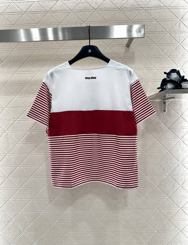 Miumi*2025 new arrival: a custom-made, striped, off-the-shoulder short-sleeve to