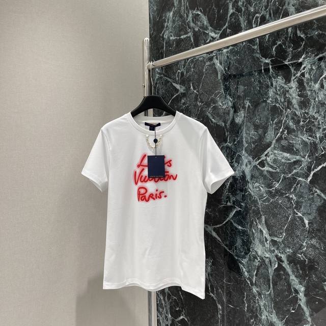 Louis 25 Early Autumn new printed letter chain T-shirt with a metal letter chain