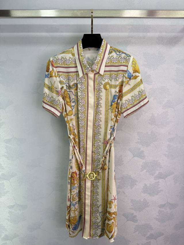 Versac*E 2025Ss new flared dress with silky smooth fabric! Classic and stylish,