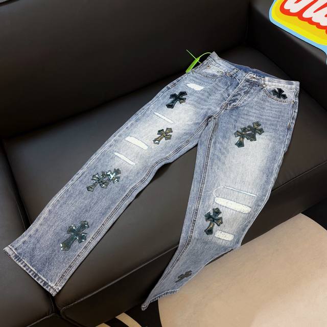 Style number: D353Chromehearts washed blue ripped starry sky leather jeans, top-
