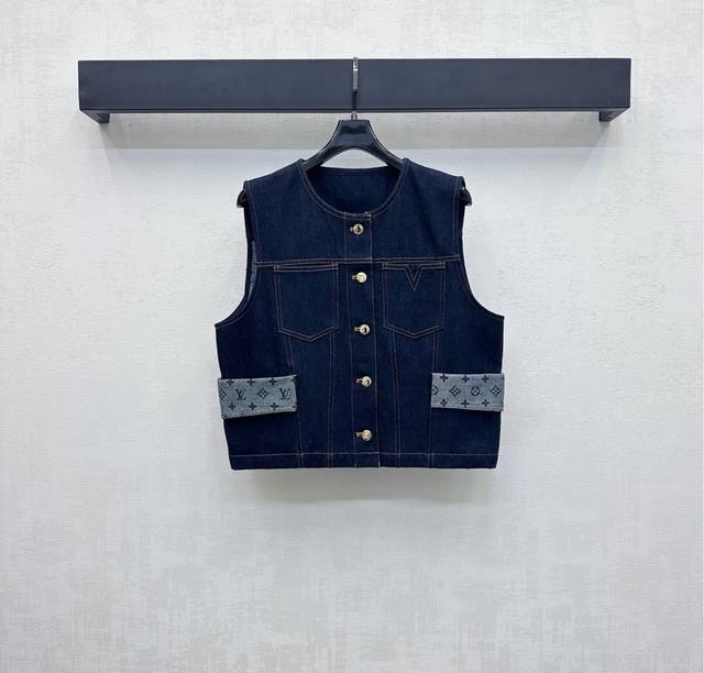 Louis Vuitto*2025 New Arrival: Custom-Made Patchwork Denim Vest Made of YB Impor