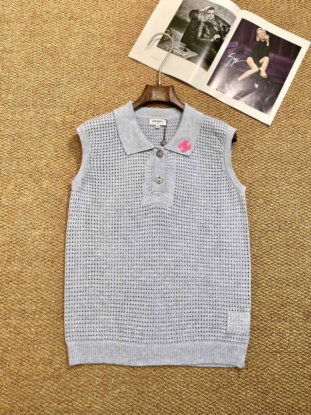 Chanel's new knitted vest, made of soft, anti-pilling fabric, machine washable a