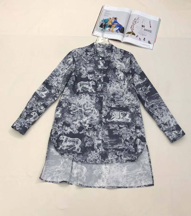 s series of jungle animal shirts are simple yet luxurious. The workmanship of th