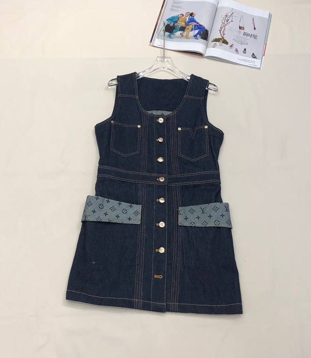 Louis Vuitton*2025 new denim no-dress design fashionable atmosphere casual simpl