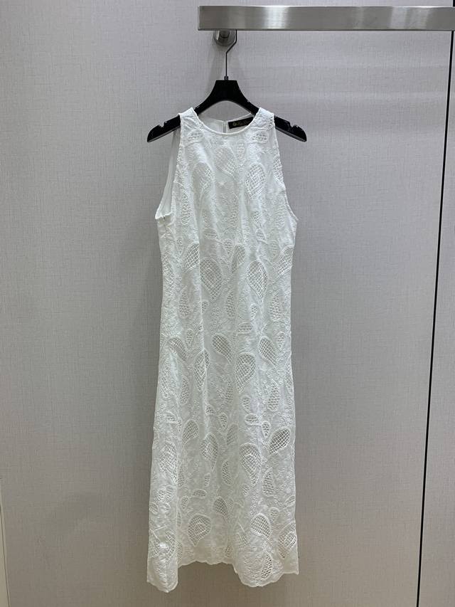 Highly recommended Lp*2025 spring and summer new heavy relief embroidery round n