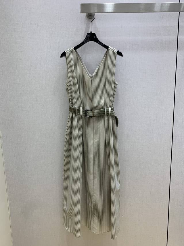 Highly recommend the Bc* 2025 Spring/Summer new sleeveless striped print dress!