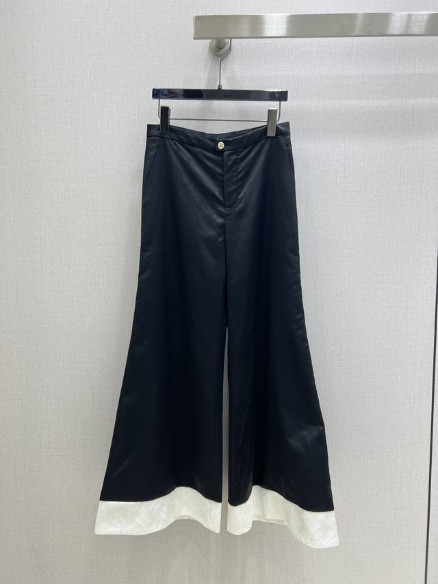 Highly recommend Cha*2025 Spring/Summer new embossed wide-leg trousers. Same sty