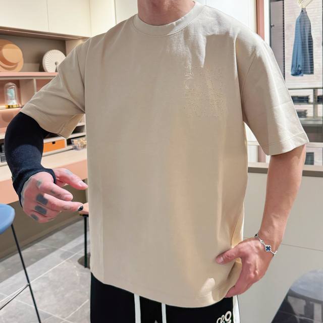 Loew* top-tier product, the newest short-sleeved crewneck T-shirt from the 2025