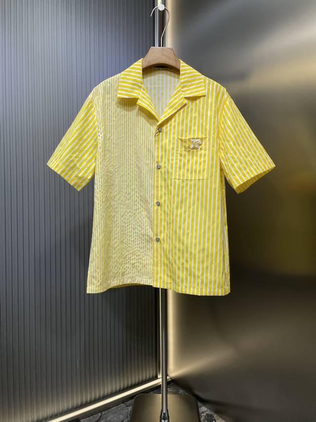 Louis Vuitton's premium, original, 2025 arrival. This short-sleeved shirt featur