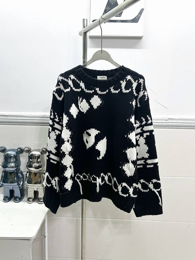 Style No. R047 Celin black and white contrast pattern panda jacquard knot decora