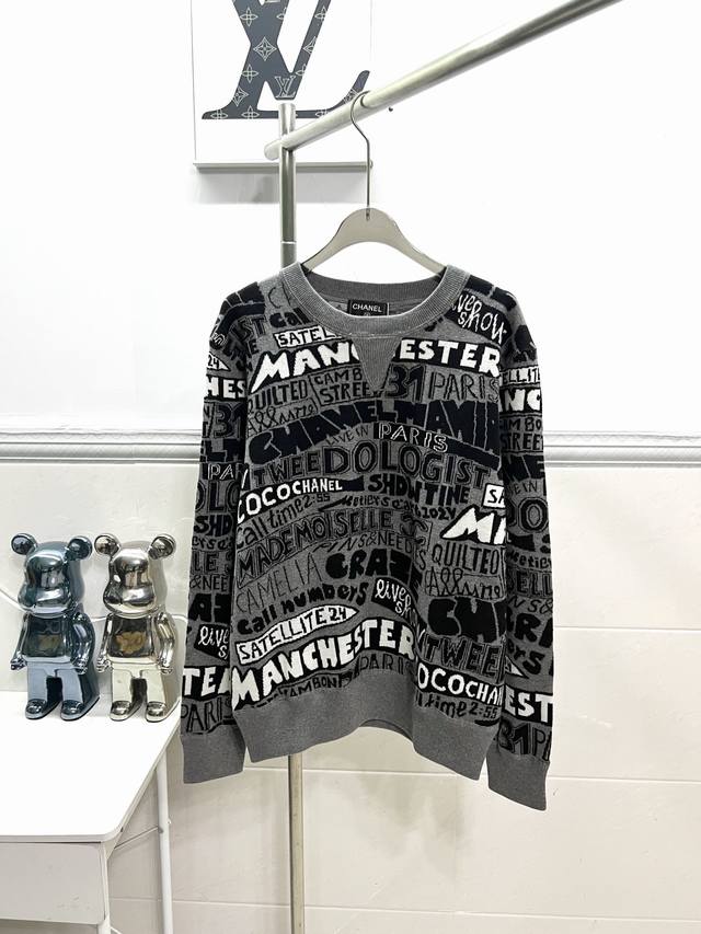 Style No. R035 Chanel knitted wool round neck sweater Color: gray blue red Size: