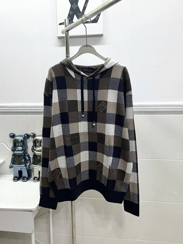 Style R030Louis Vuitton Checkerboard Colorblock Wool Hoodie Sweatshirt This knit