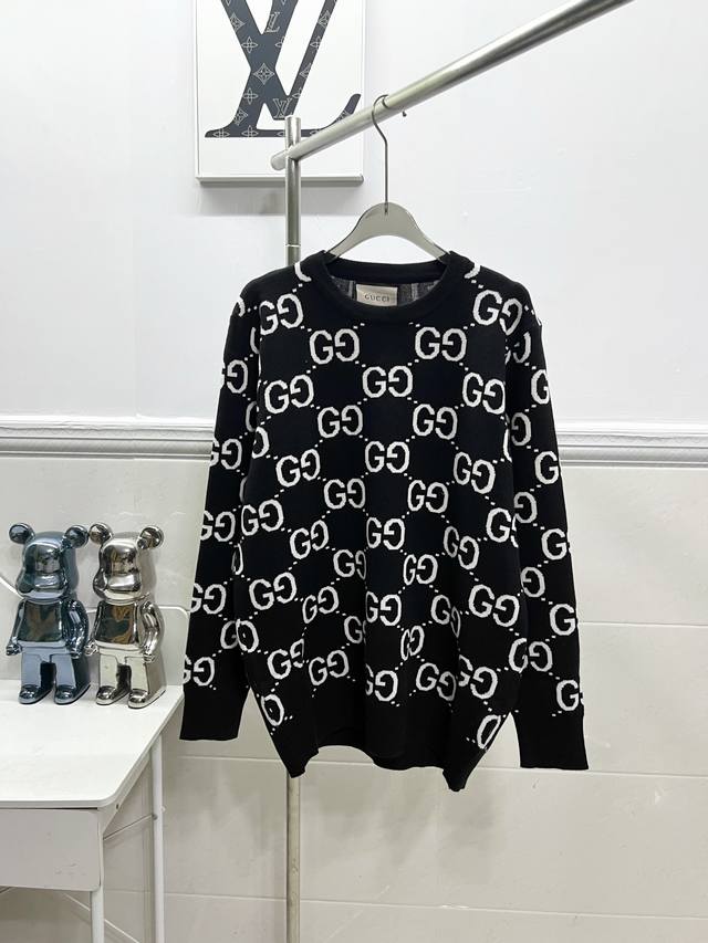 Style No. R028 Gucci Gucci logo all-over pullover round neck long-sleeved sweate